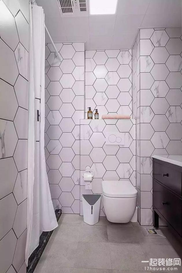 这样的小户型卫生间搭配可真美! 这样的小户型卫生间搭配可真美!